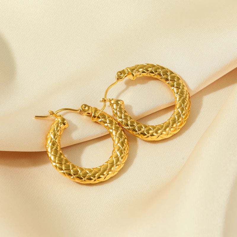 Gold Color Geometric Twist Earrings For Women Fashion Non-fading Ear Jewelry Gift