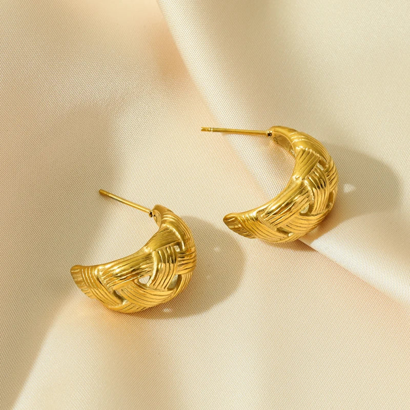 Gold Color Geometric Twist Earrings For Women Fashion Non-fading Ear Jewelry Gift