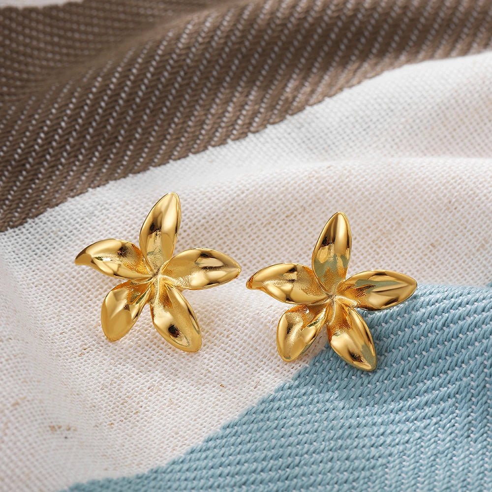 Hypoallergenic Stylish Vintage Flower Stud Earrings Personality 18k Gold Plated Stainless Steel Jewelry for Women Accessories